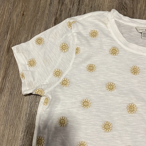 Lucky Brand Daisy Embroidered T-Shirt - Picture 4 of 11